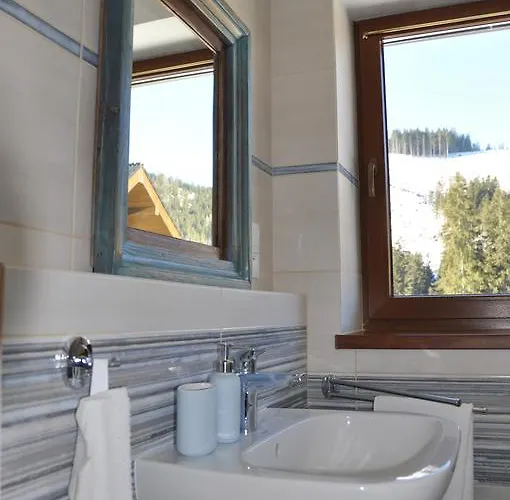 Vera Jasna 迪马诺卡多林纳